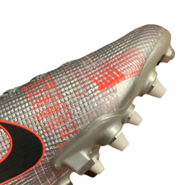 Tapón de plástico para botines Nike/Puma de rosca universal - Image 24