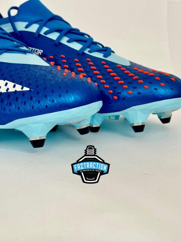 Tapón de plástico para botines Adidas - Image 15