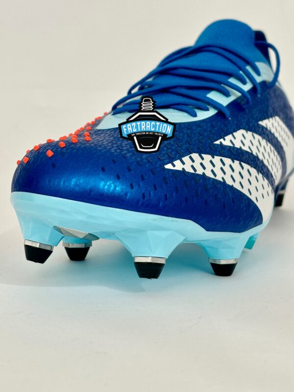 Tapón de plástico para botines Adidas - Image 21