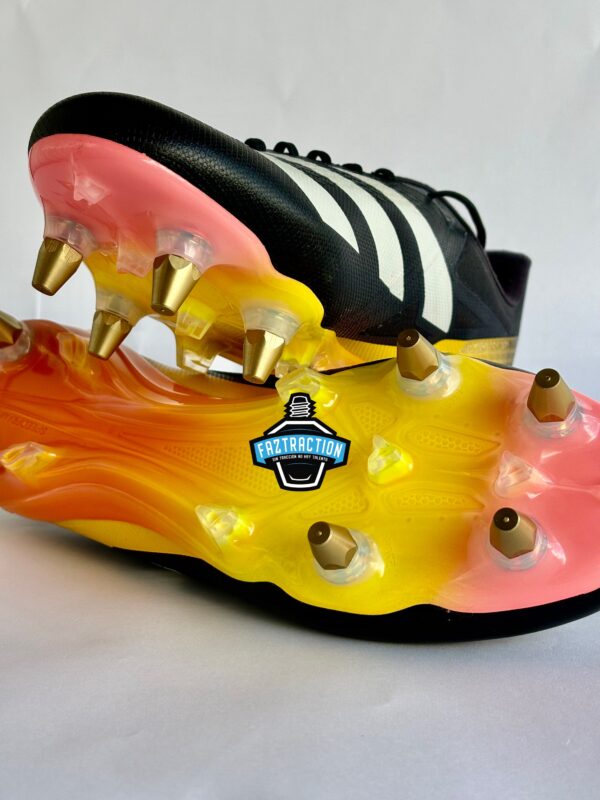 Tapón de aluminio de color para botines adidas - Image 12