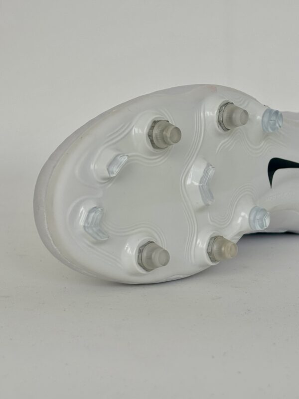 Tapón de acrílico para botines nike/puma de rosca universal - Image 3