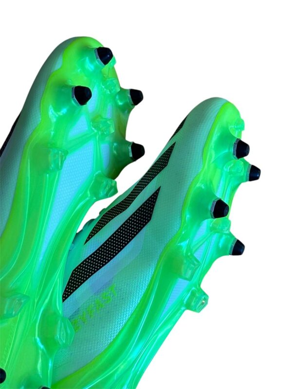 Tapón de plástico para botines Adidas - Image 29