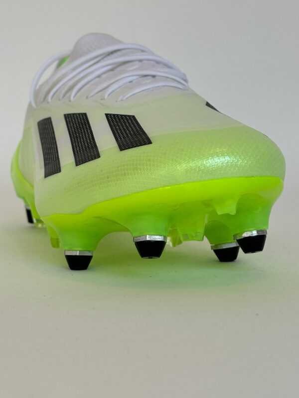 Tapón de plástico para botines Adidas - Image 6